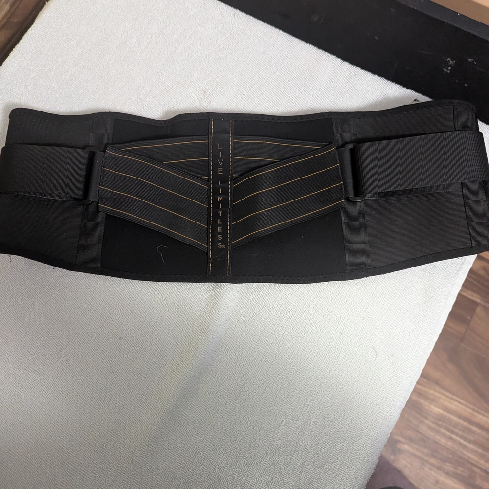 Live Limitless Black Support Belt